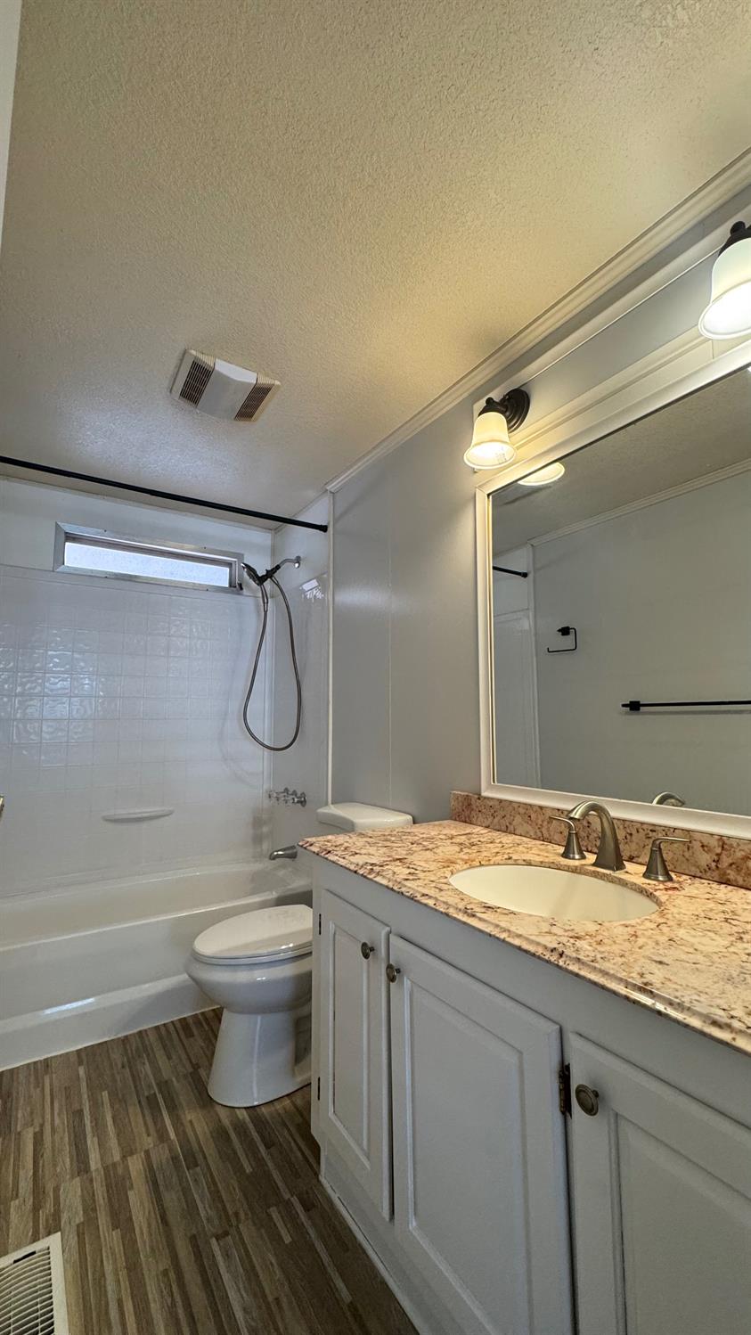 336 E Alluvial ## 310, Fresno, CA 93720