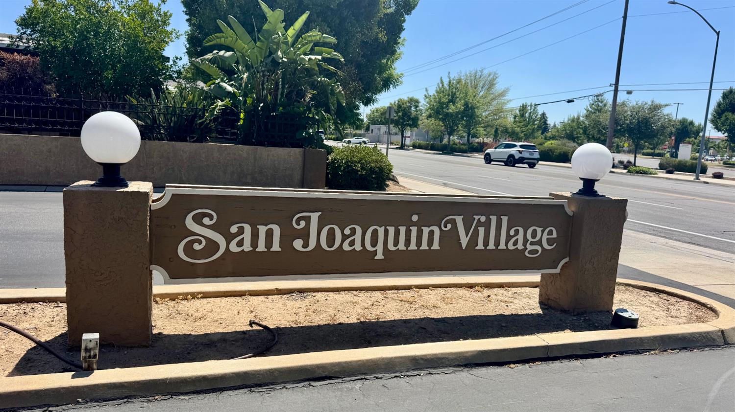 336 E Alluvial ## 310, Fresno, CA 93720
