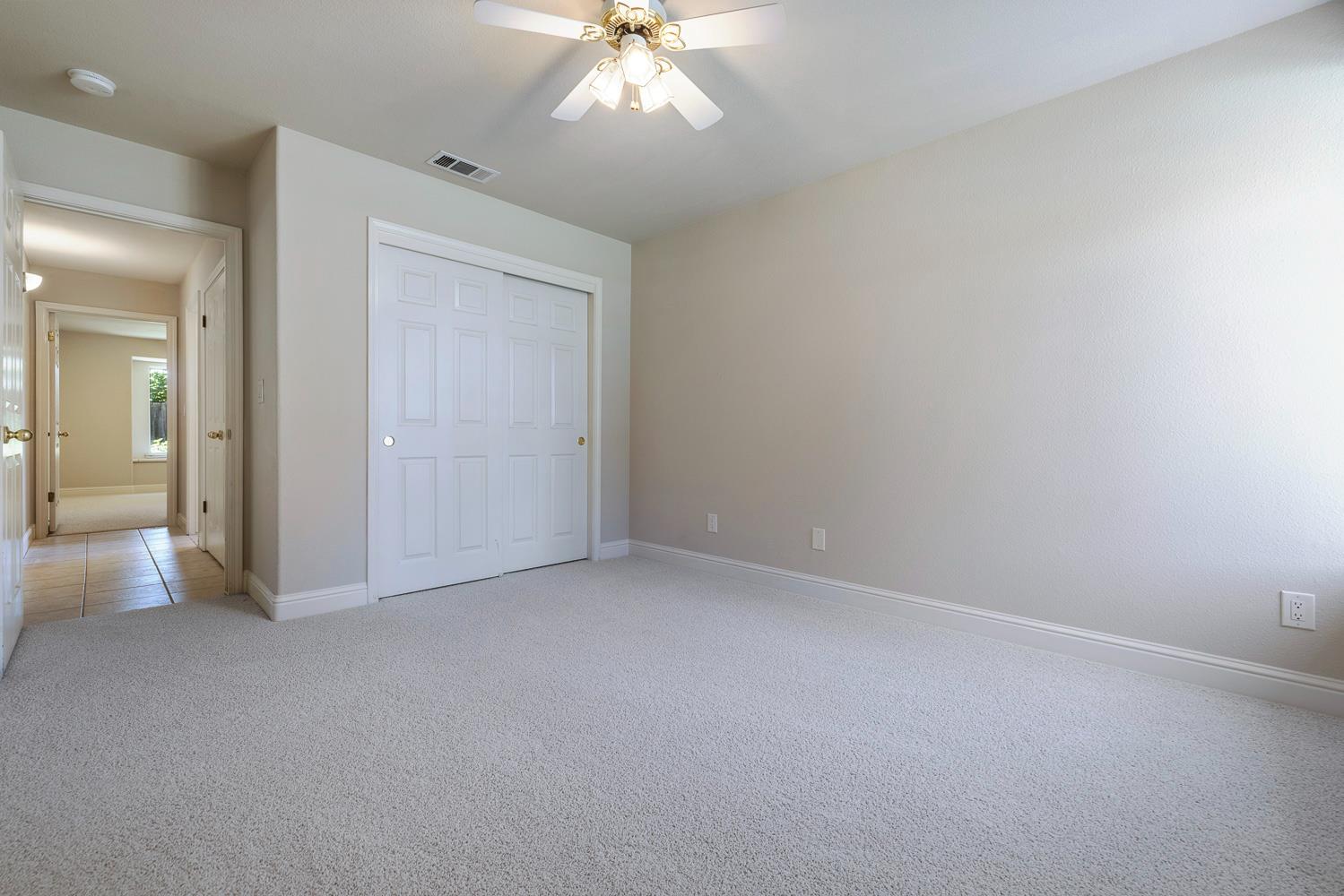 1471 N Terry Ave, Clovis, CA 93619