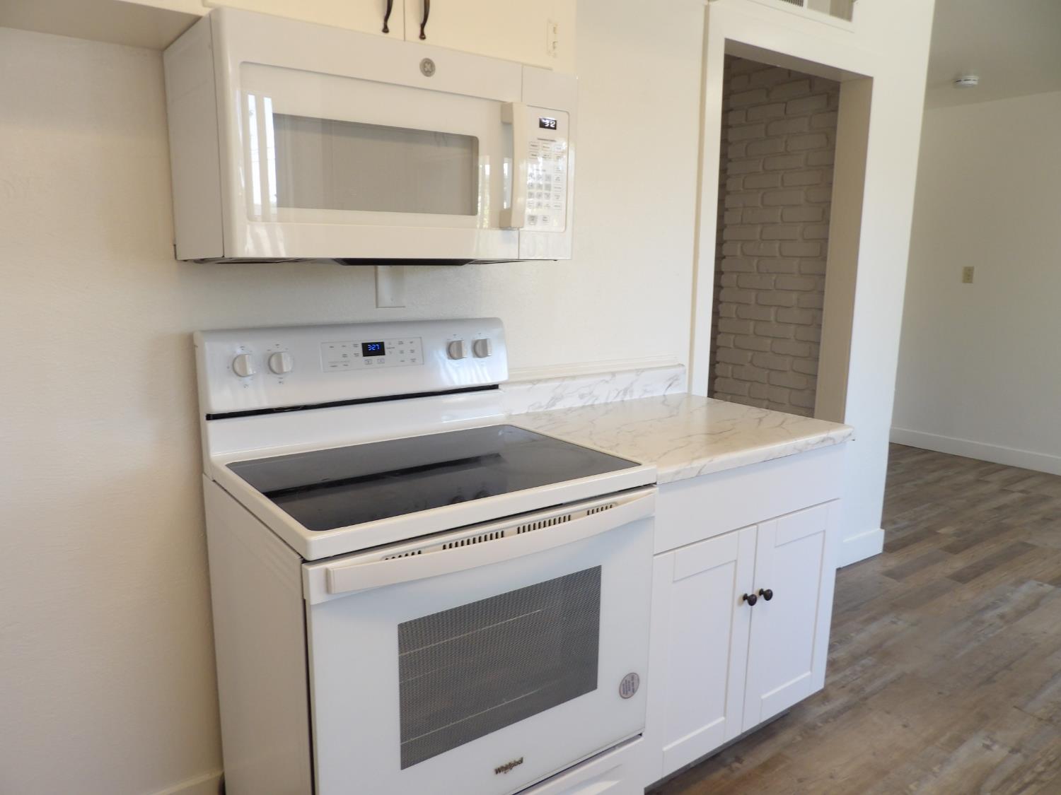 3724 E Griffith Way, Fresno, CA 93726