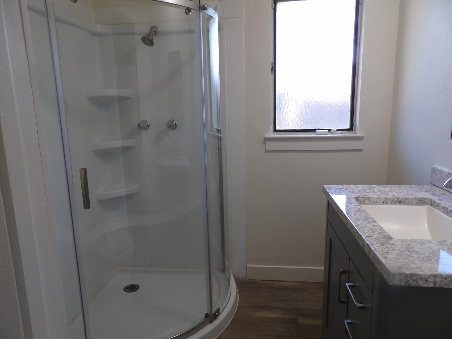 3724 E Griffith Way, Fresno, CA 93726