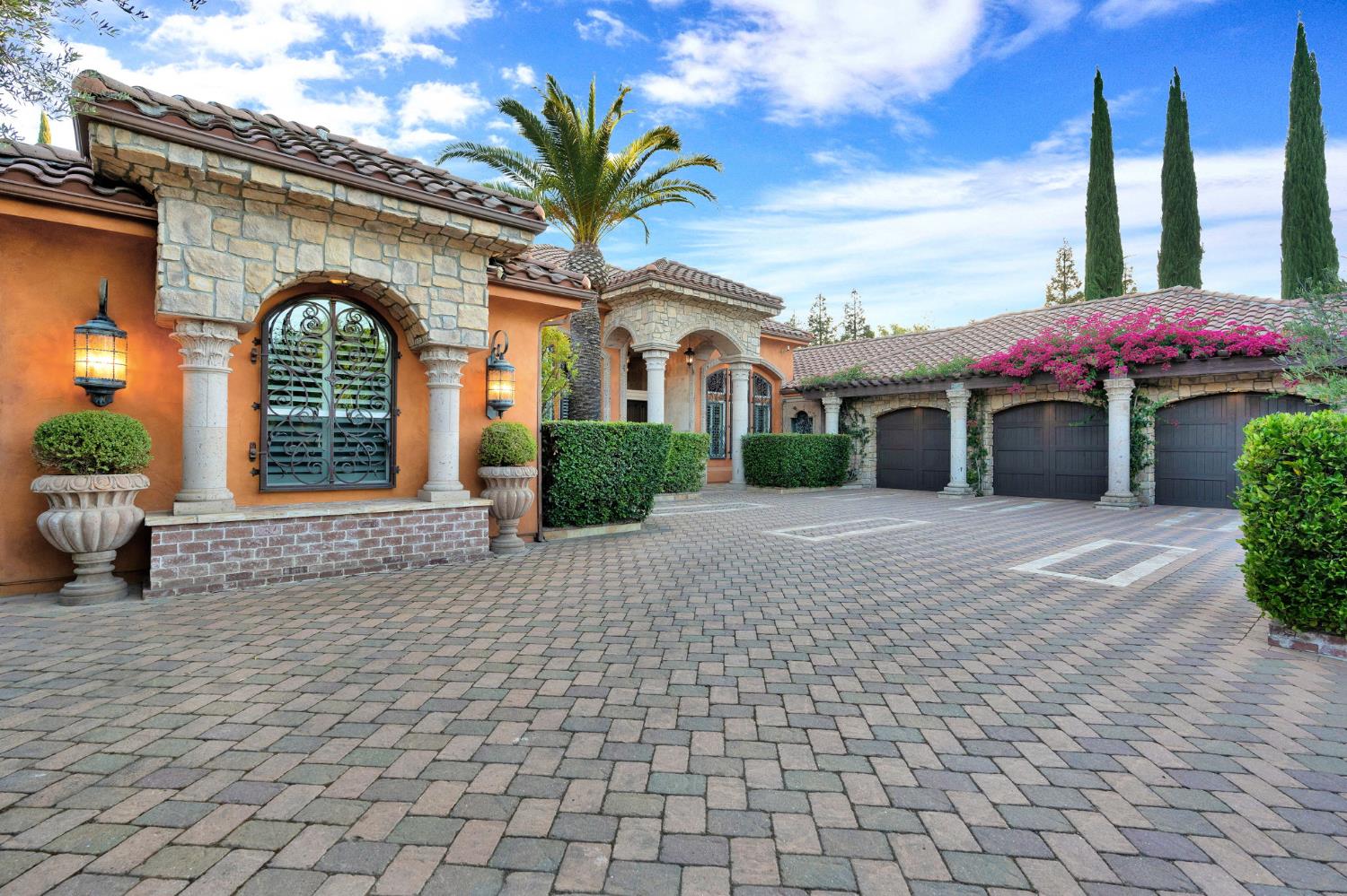 3103 E Via Monte Verdi Ave, Clovis, CA 93619