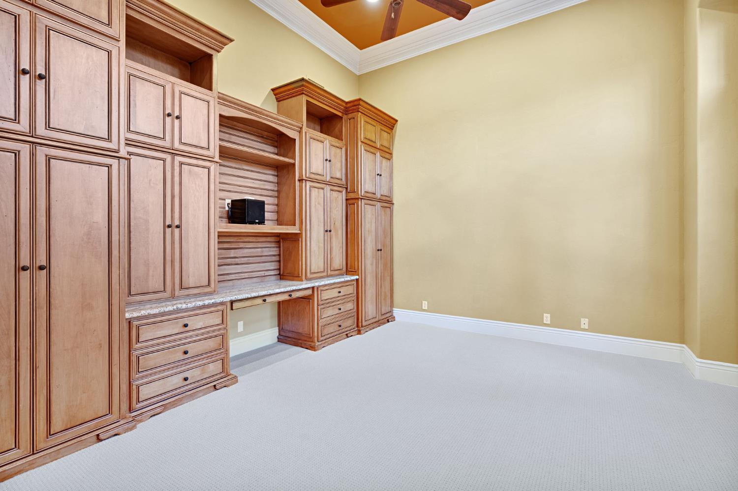 3103 E Via Monte Verdi Ave, Clovis, CA 93619