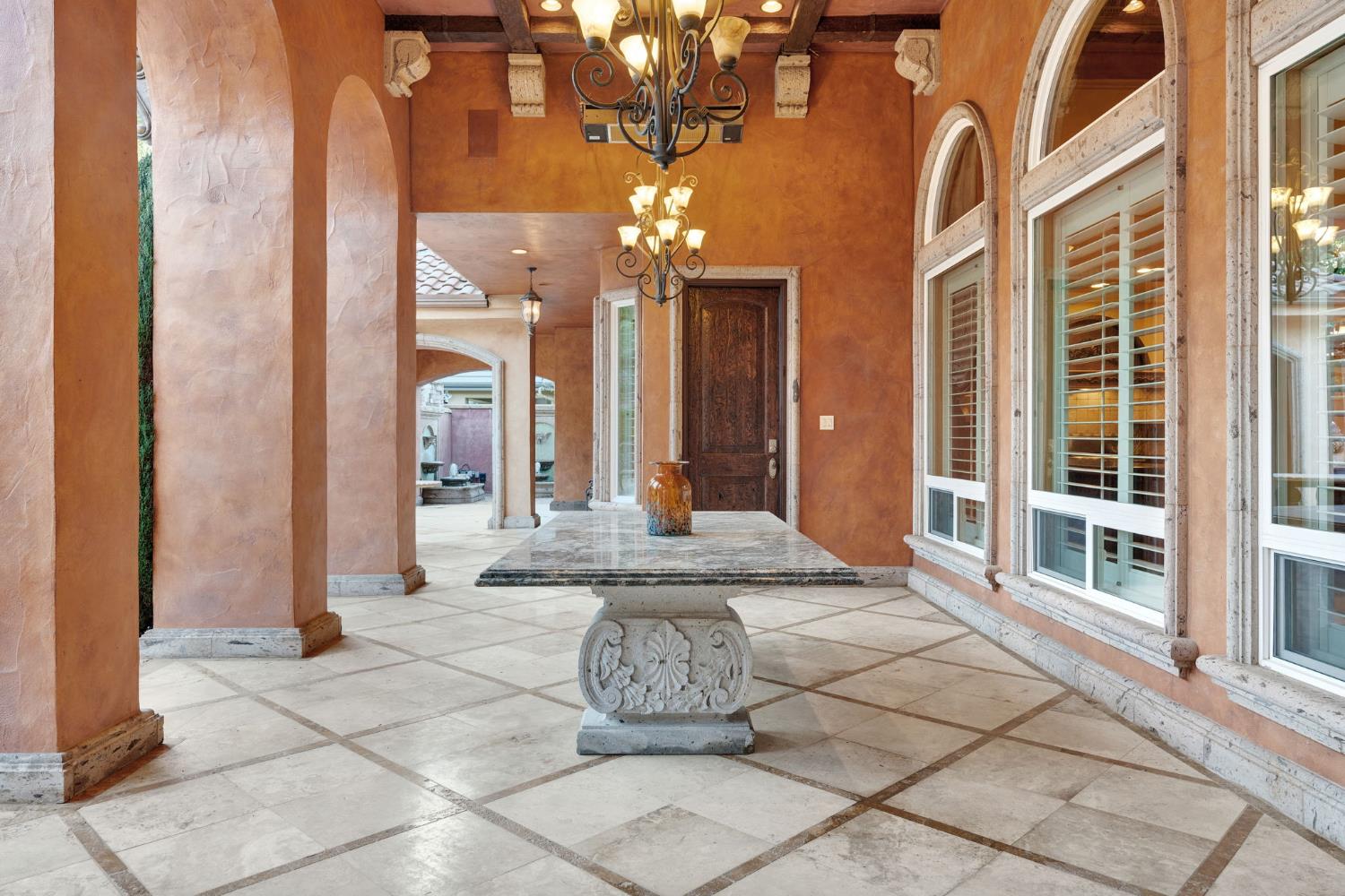 3103 E Via Monte Verdi Ave, Clovis, CA 93619
