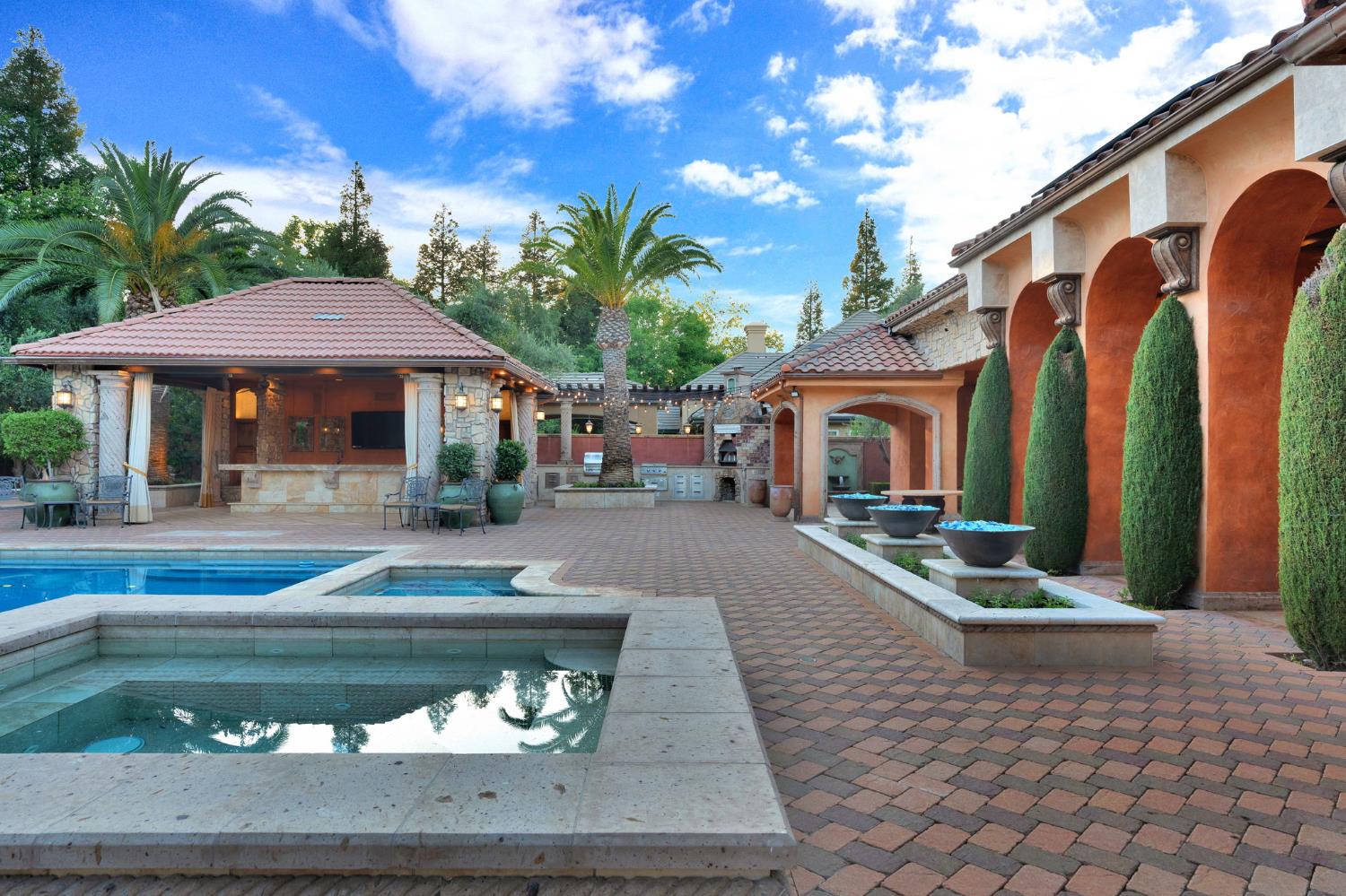 3103 E Via Monte Verdi Ave, Clovis, CA 93619