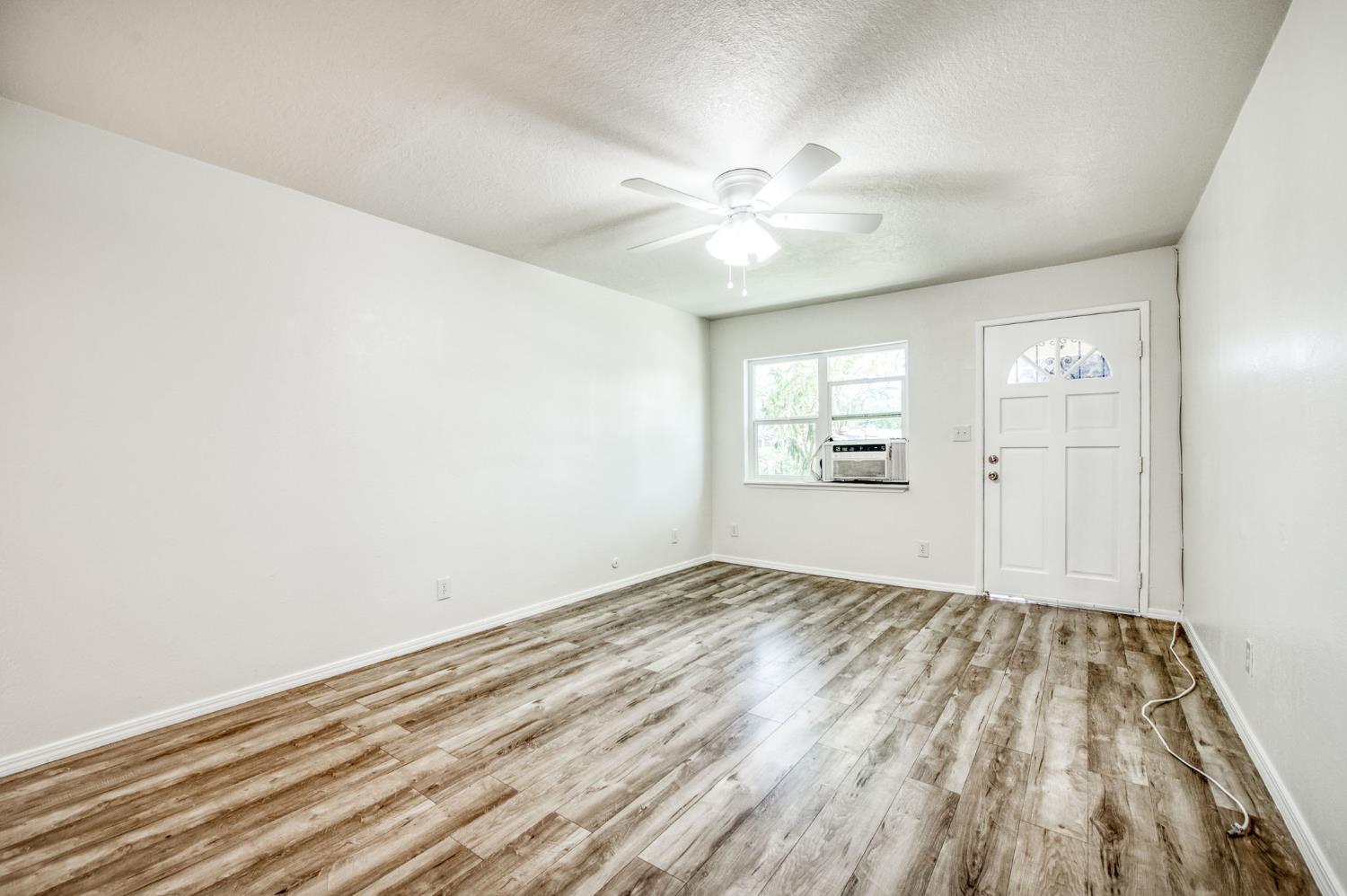 4011 E Madison Ave, Fresno, CA 93702
