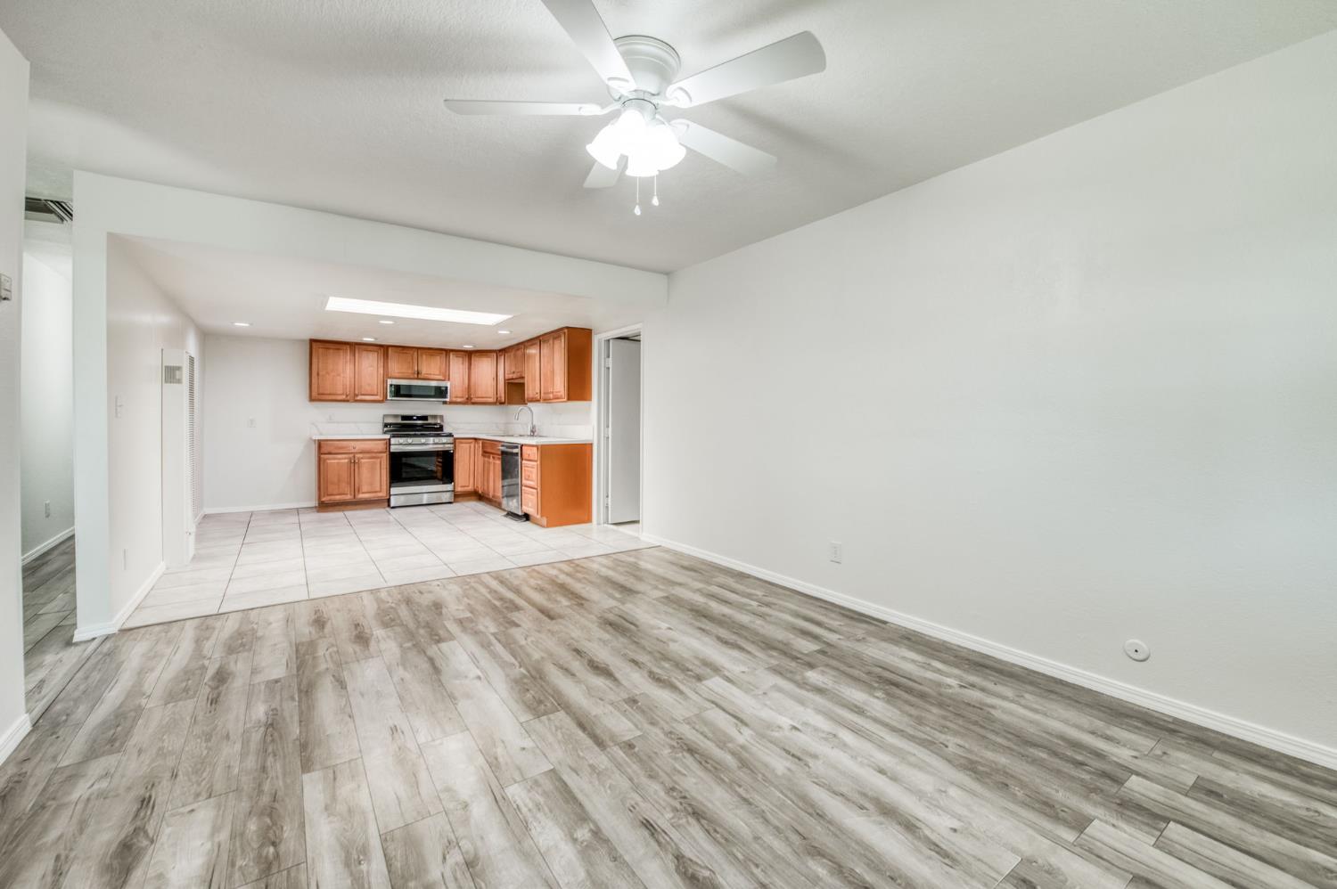 4011 E Madison Ave, Fresno, CA 93702