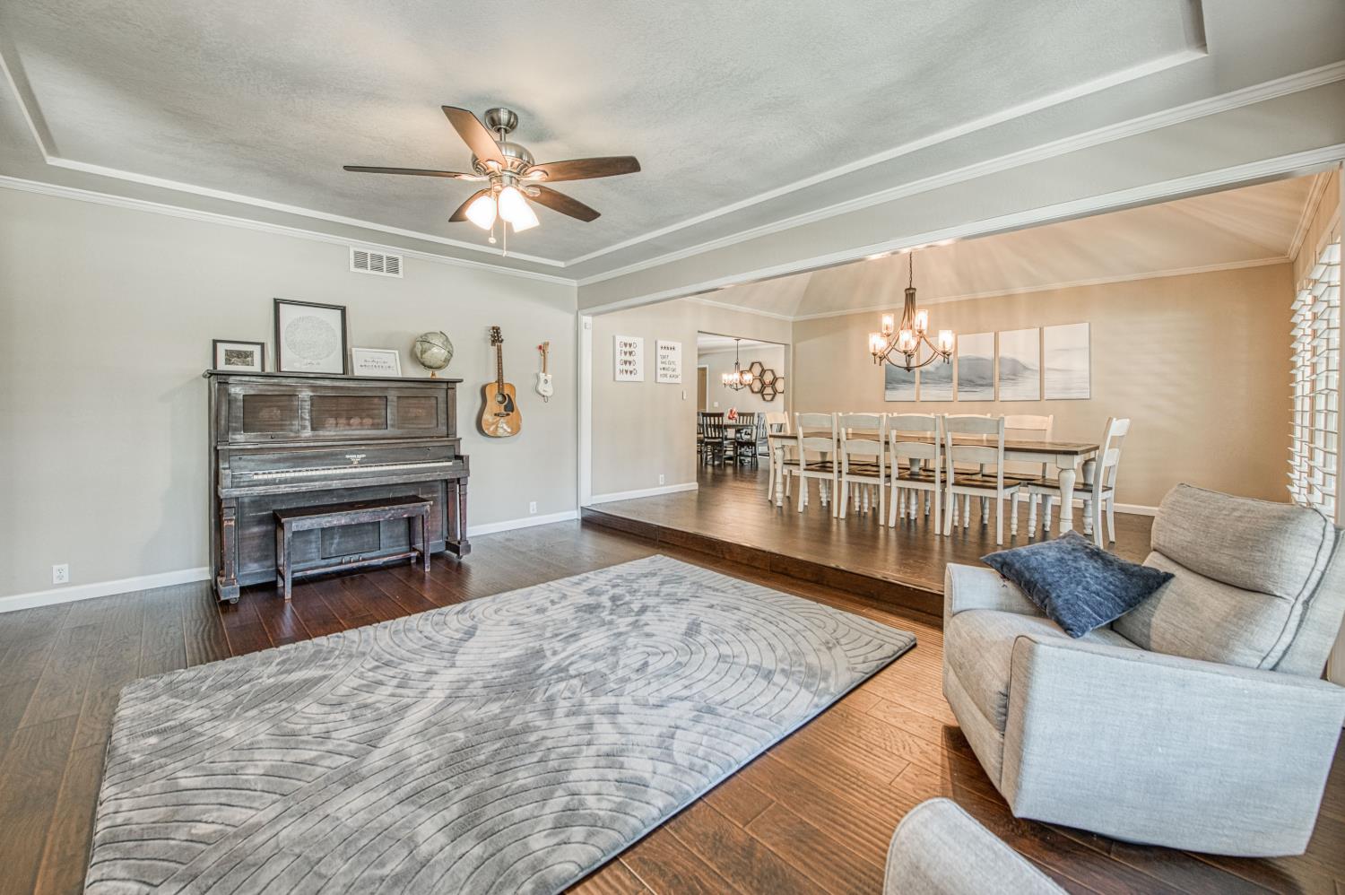 3848 W Alluvial Ave, Fresno, CA 93711