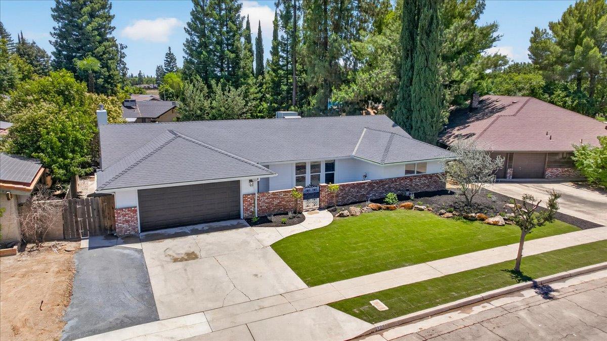 3255 W FREMONT, Fresno, CA 93711
