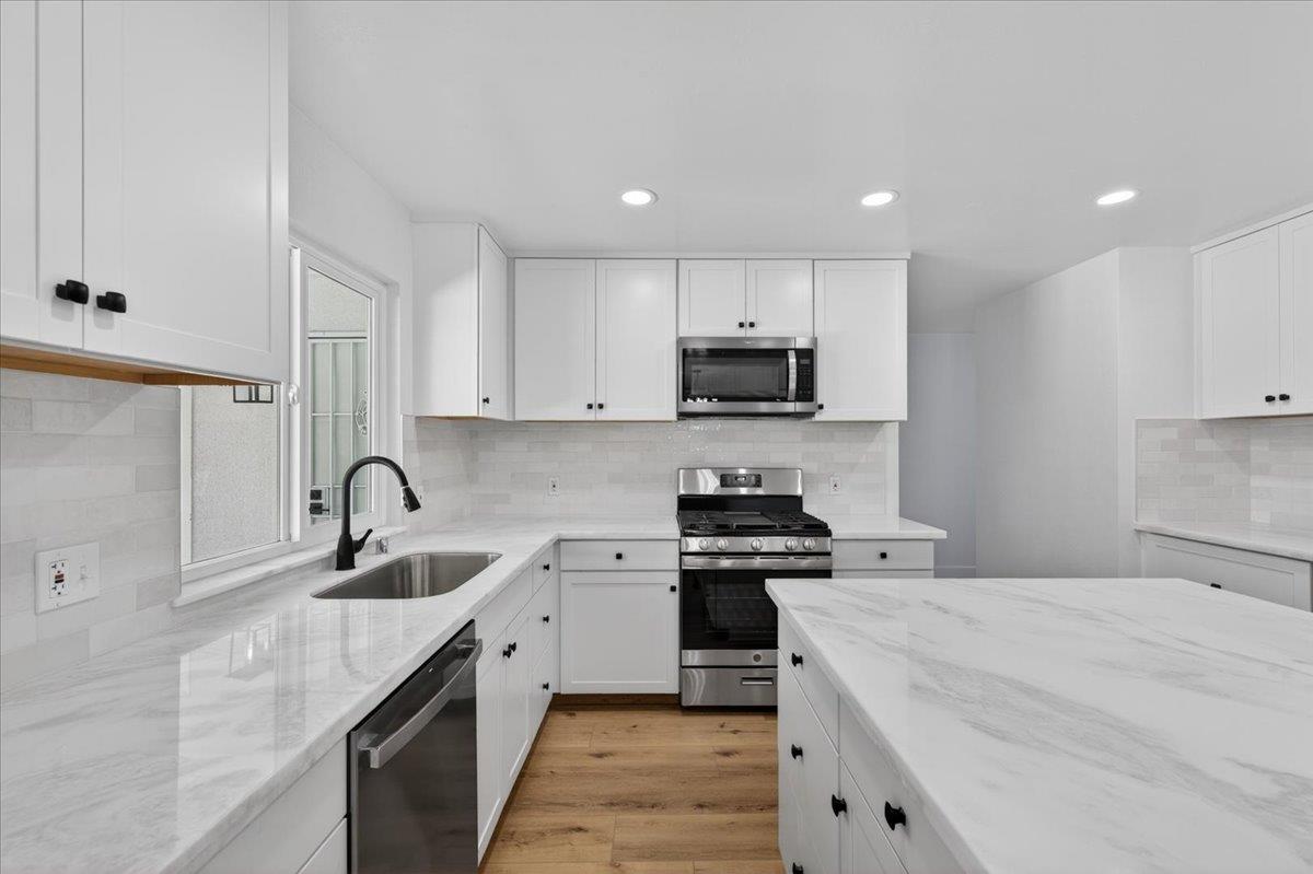 3255 W FREMONT, Fresno, CA 93711