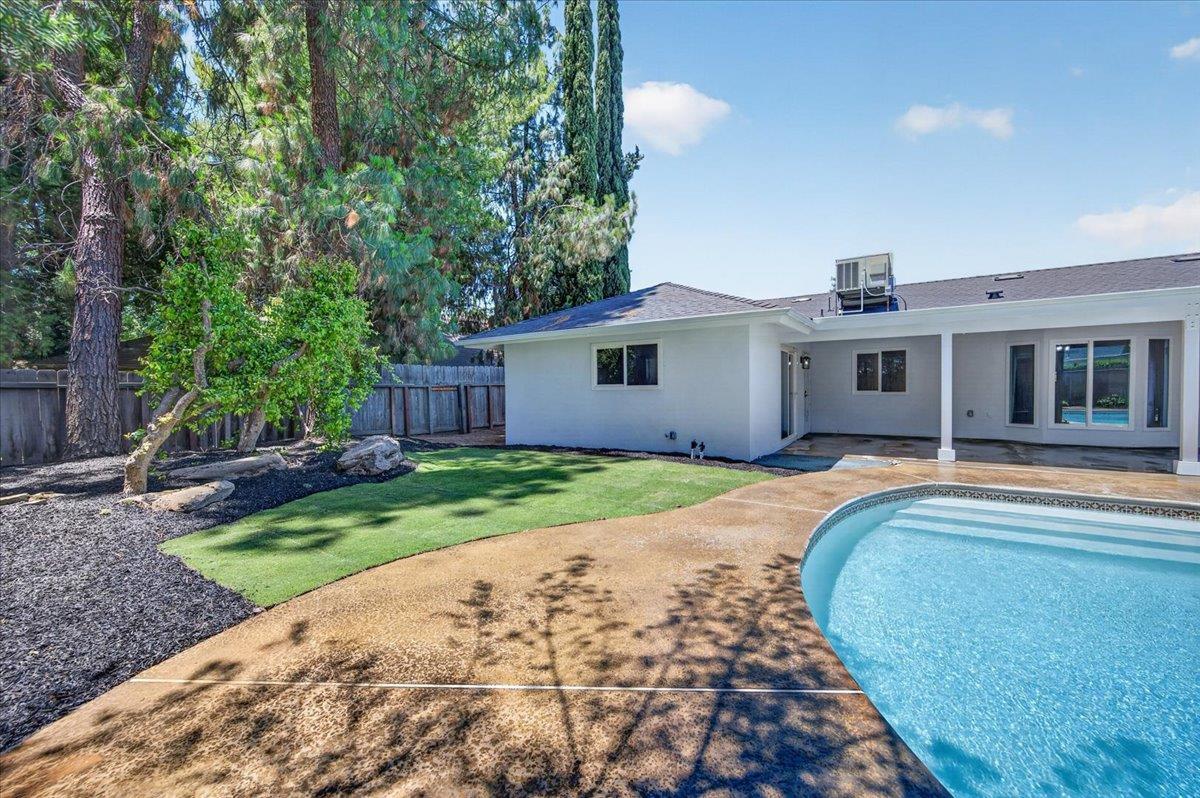 3255 W FREMONT, Fresno, CA 93711
