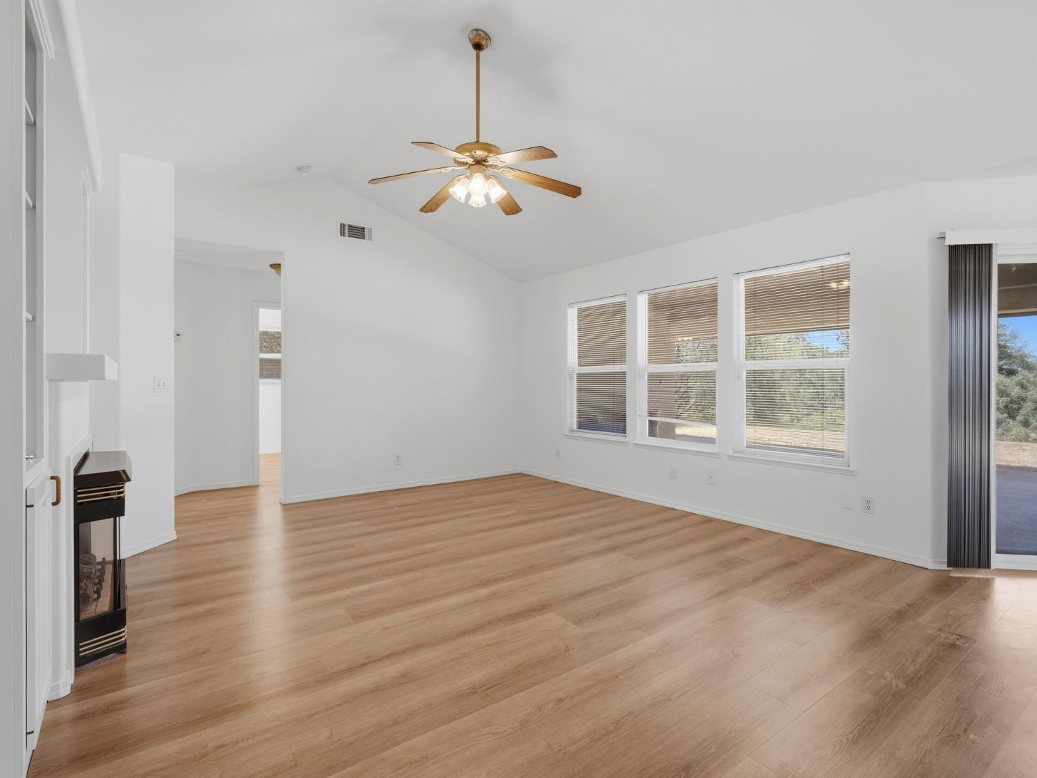 31490 Kennedy Rd, Coarsegold, CA 93614