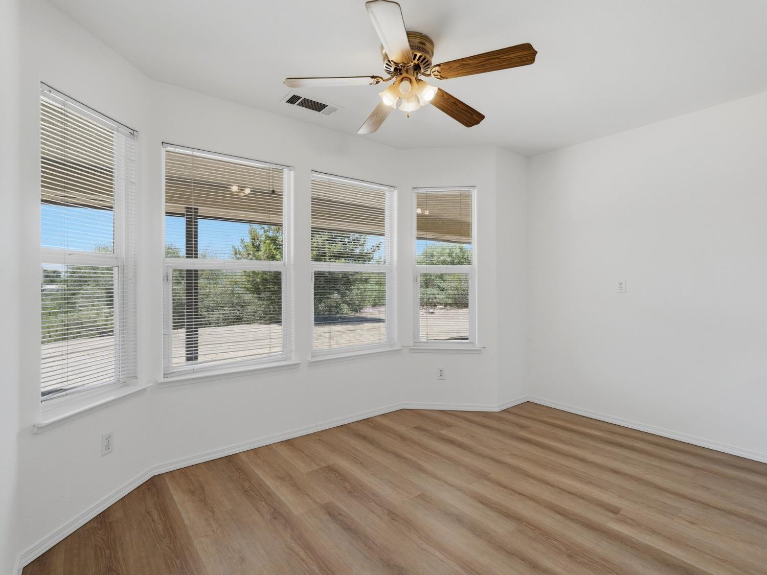 31490 Kennedy Rd, Coarsegold, CA 93614