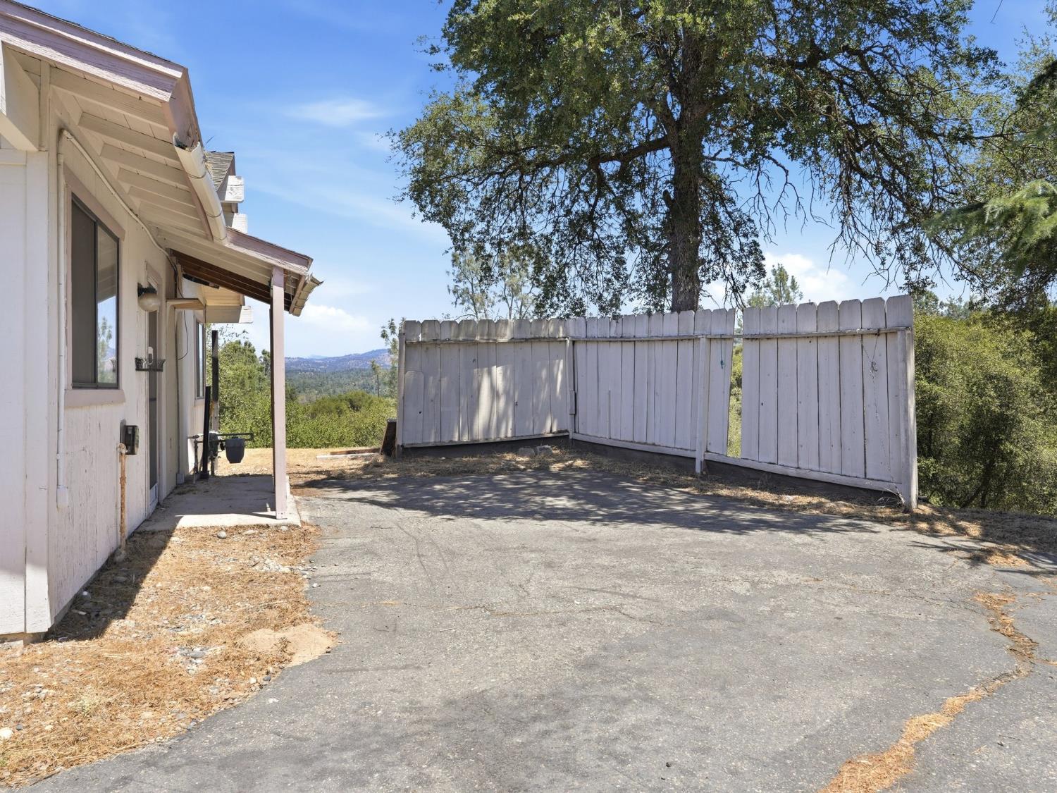 31490 Kennedy Rd, Coarsegold, CA 93614