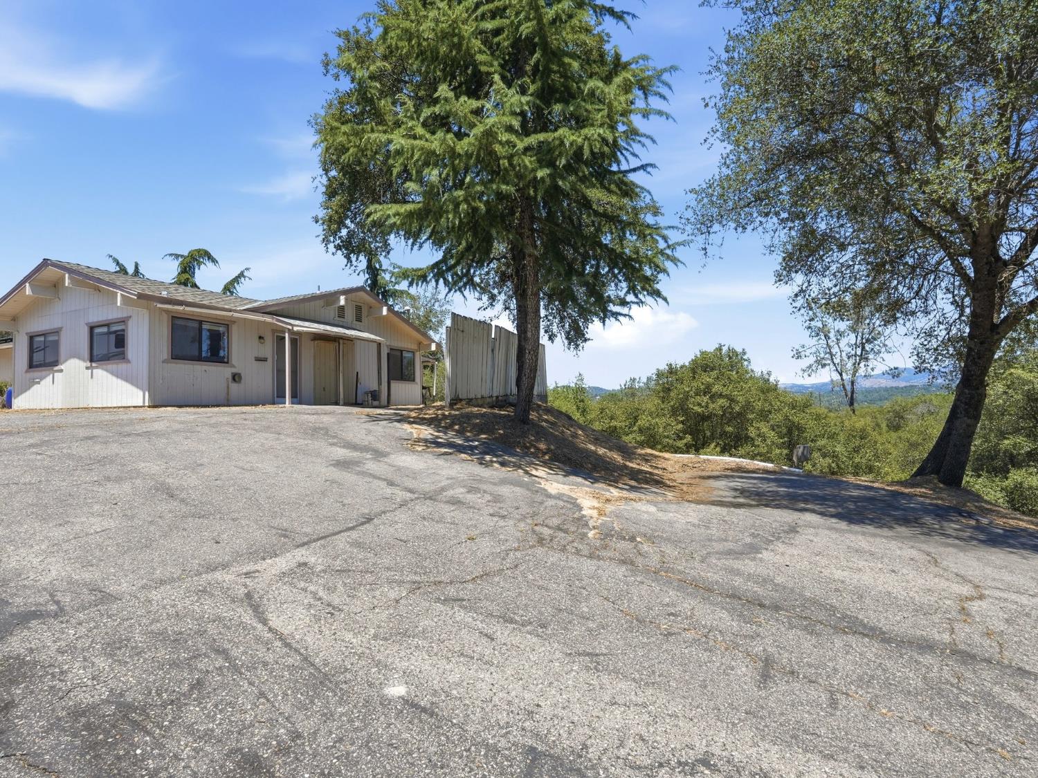 31490 Kennedy Rd, Coarsegold, CA 93614