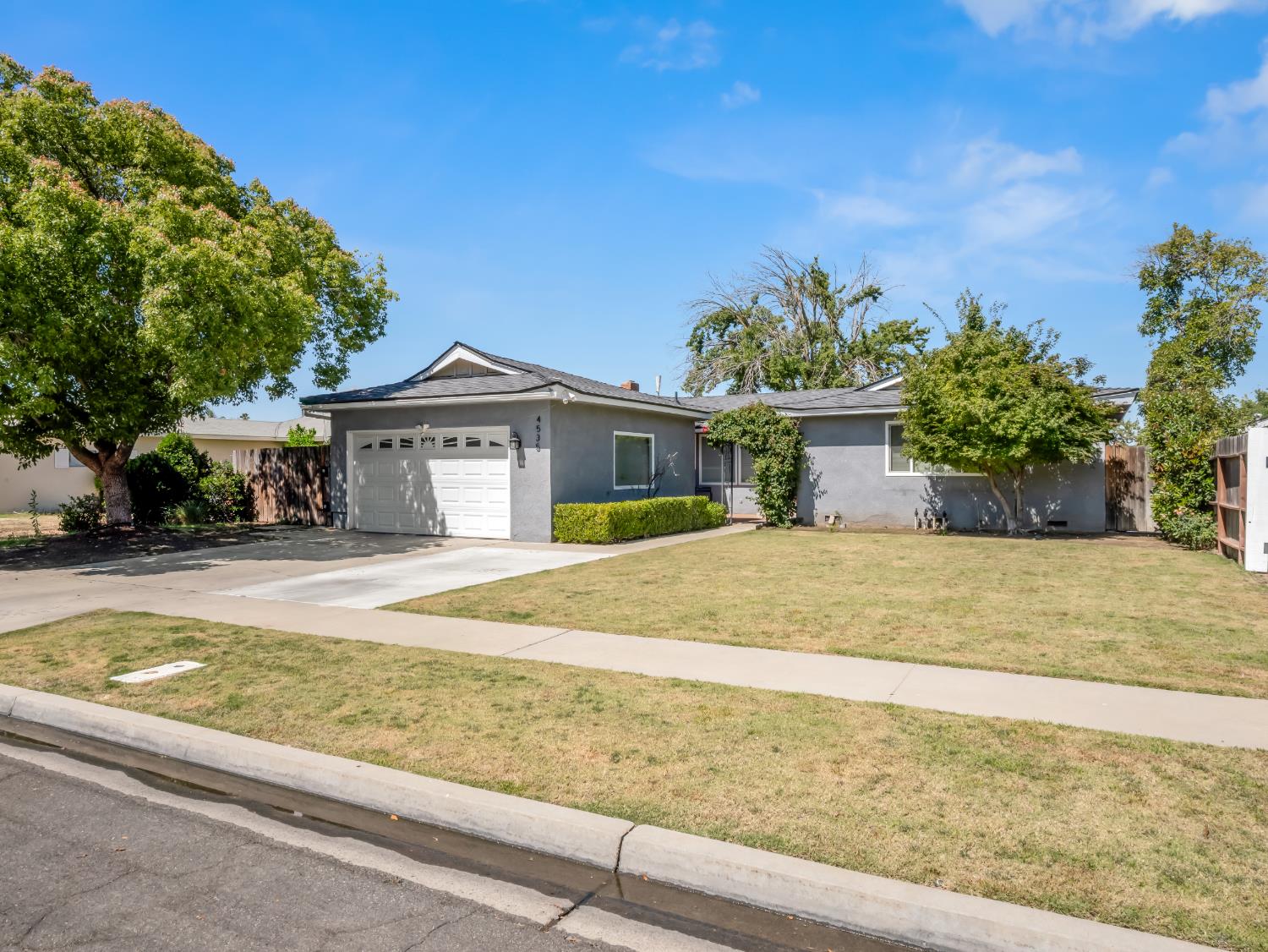 4535 N Laureen Ave, Fresno, CA 93726