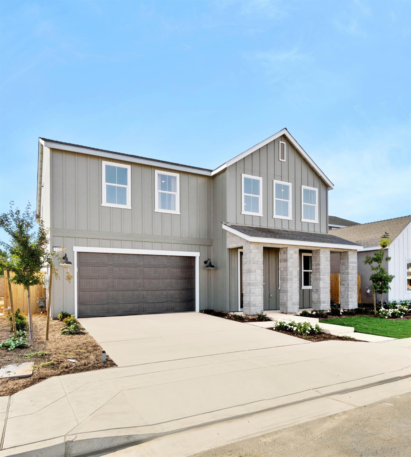 3423 N Mcarthur Ave, Fresno, CA 93727