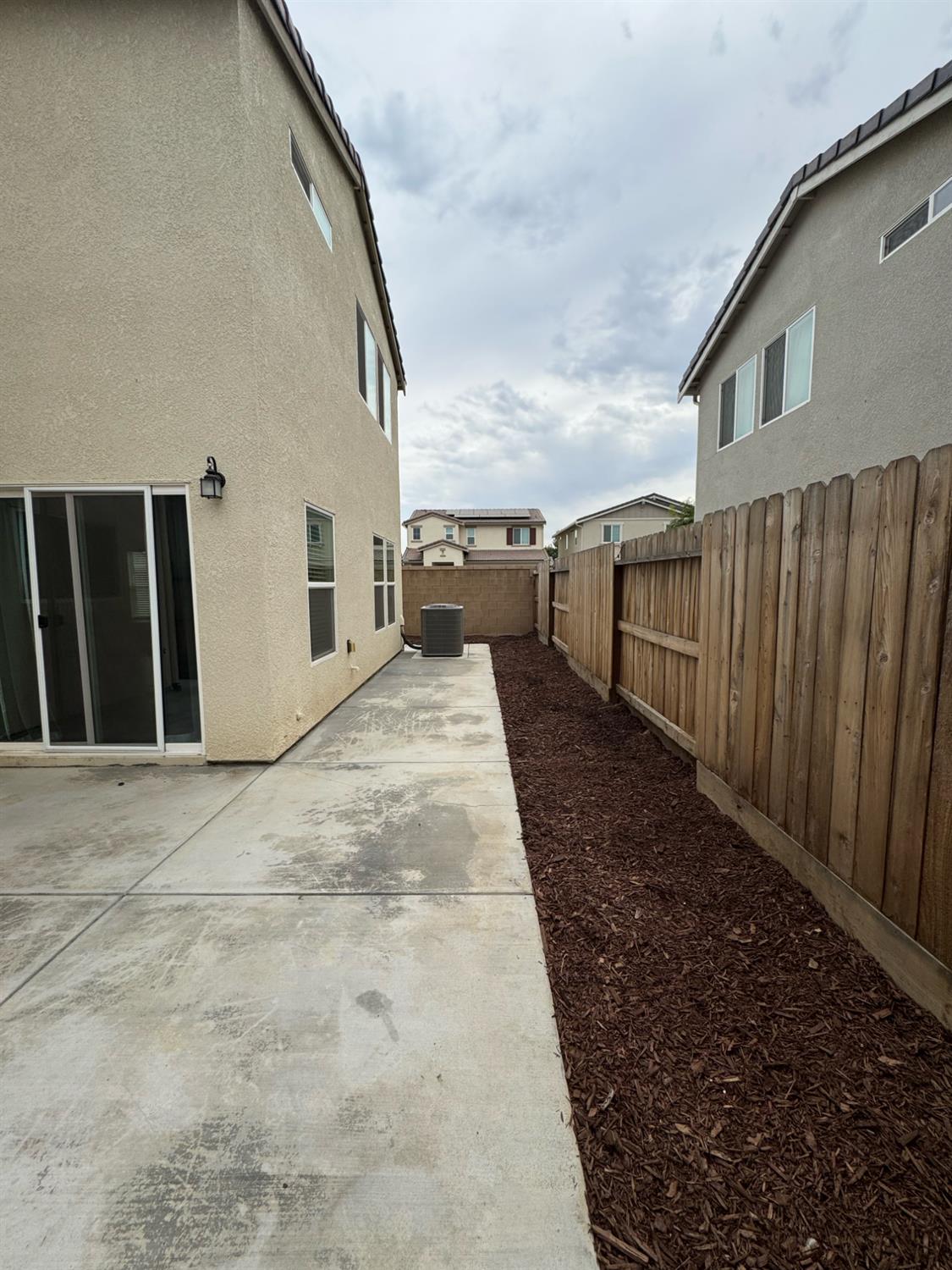 6683 E Madison Ave, Fresno, CA 93727