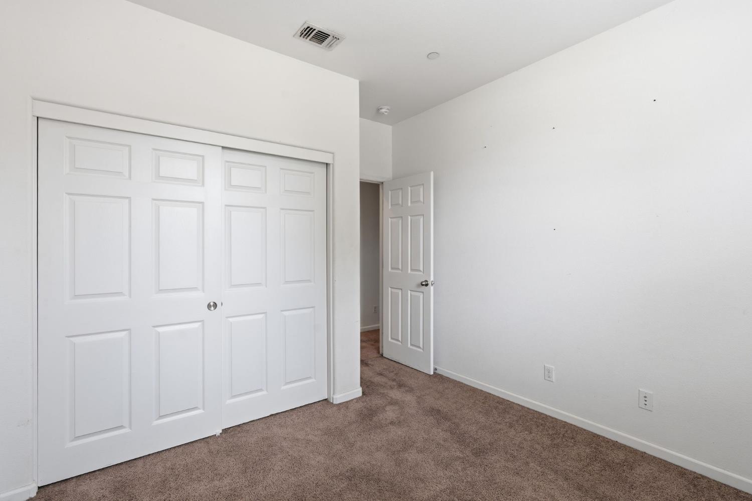 1471 Paseo Del Mar Pkwy, Madera, CA 93638