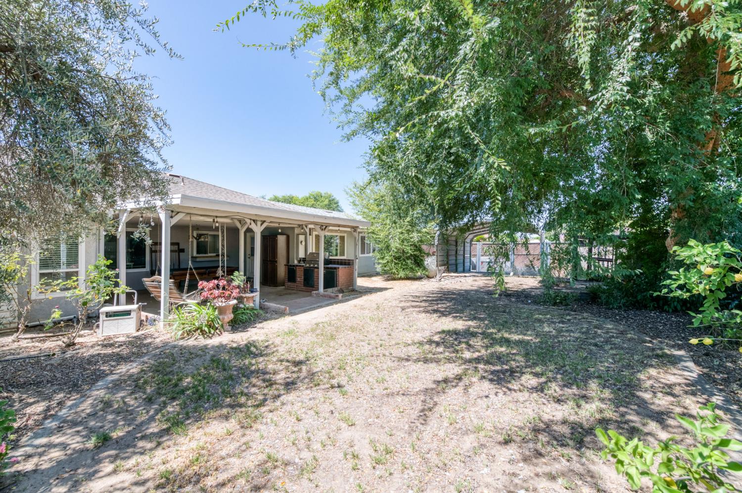 36837 Berkshire Dr, Madera, CA 93636