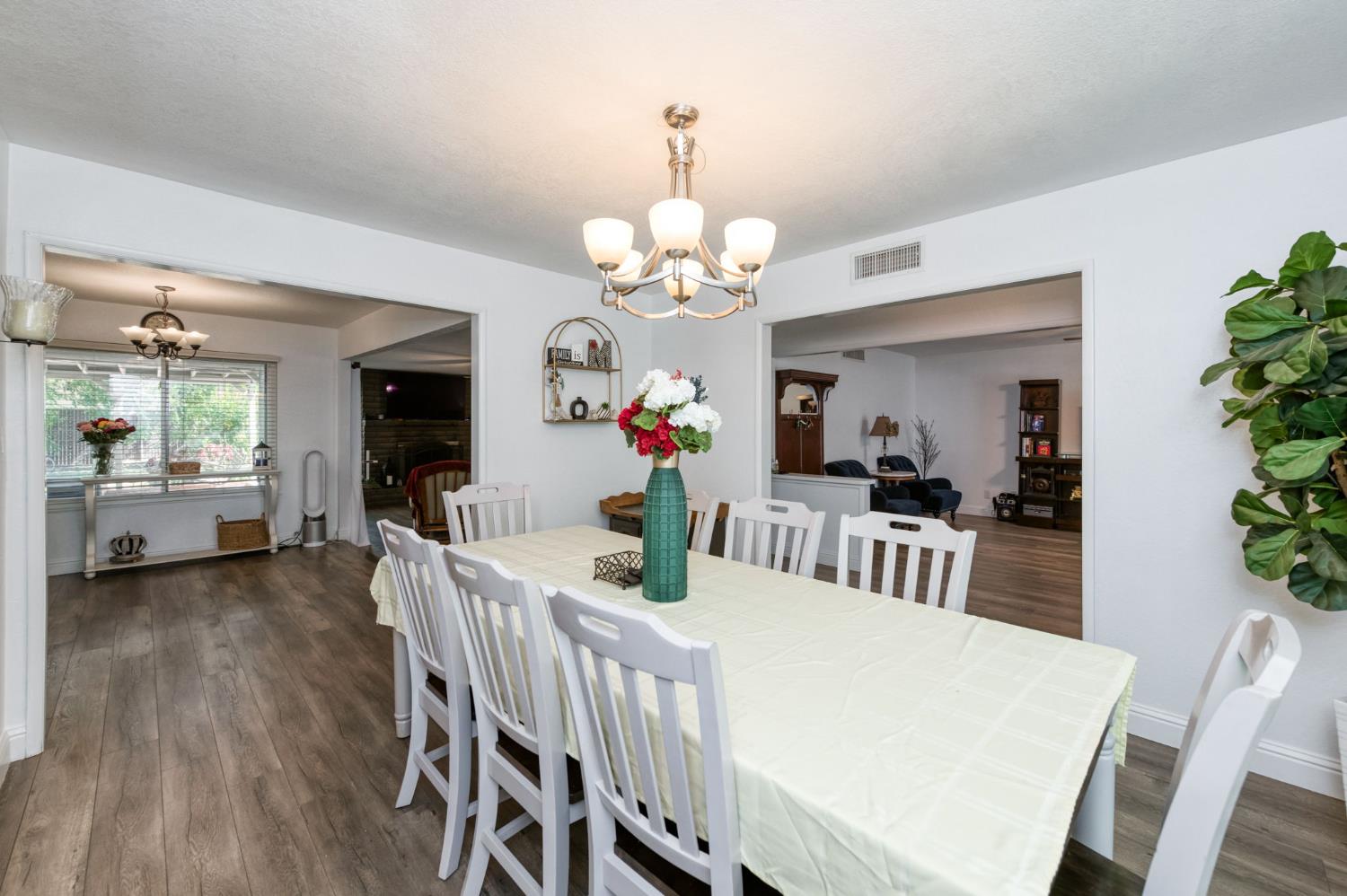 36837 Berkshire Dr, Madera, CA 93636