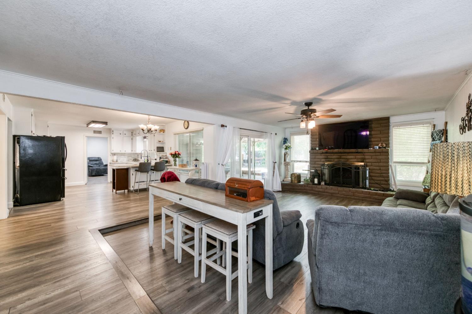 36837 Berkshire Dr, Madera, CA 93636