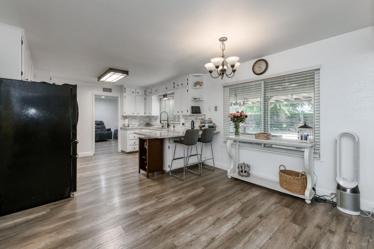 36837 Berkshire Dr, Madera, CA 93636