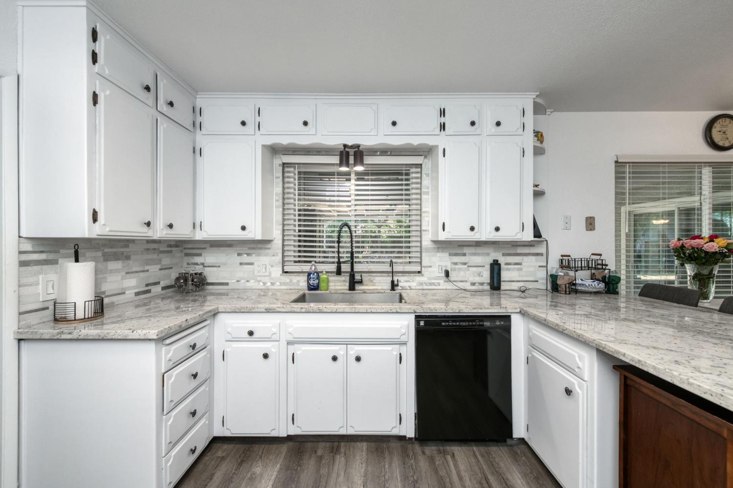 36837 Berkshire Dr, Madera, CA 93636