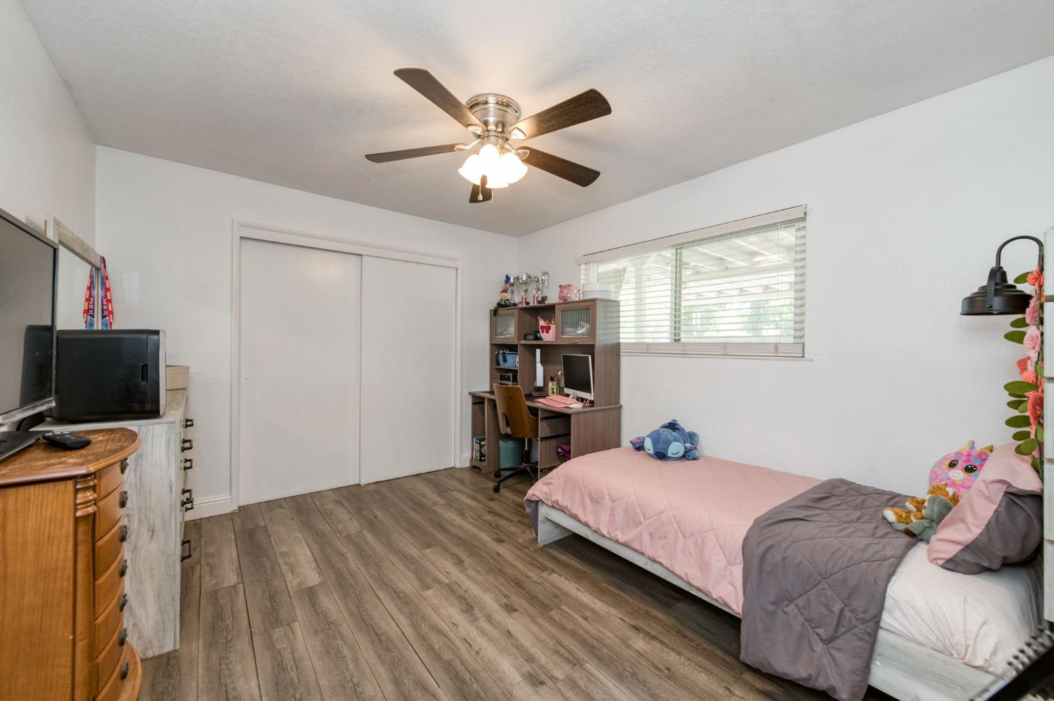 36837 Berkshire Dr, Madera, CA 93636