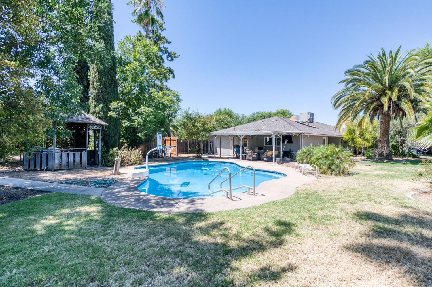 36837 Berkshire Dr, Madera, CA 93636