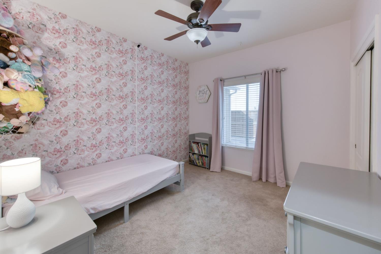 55 Serena Ave, Clovis, CA 93619