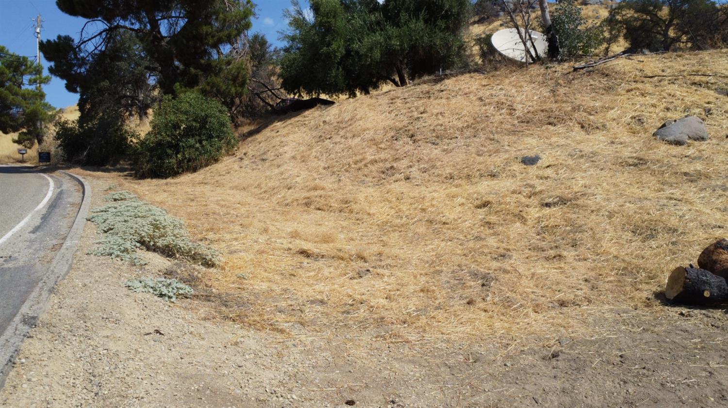 38938 Pepperweed Rd, Yokuts Valley, CA 93675