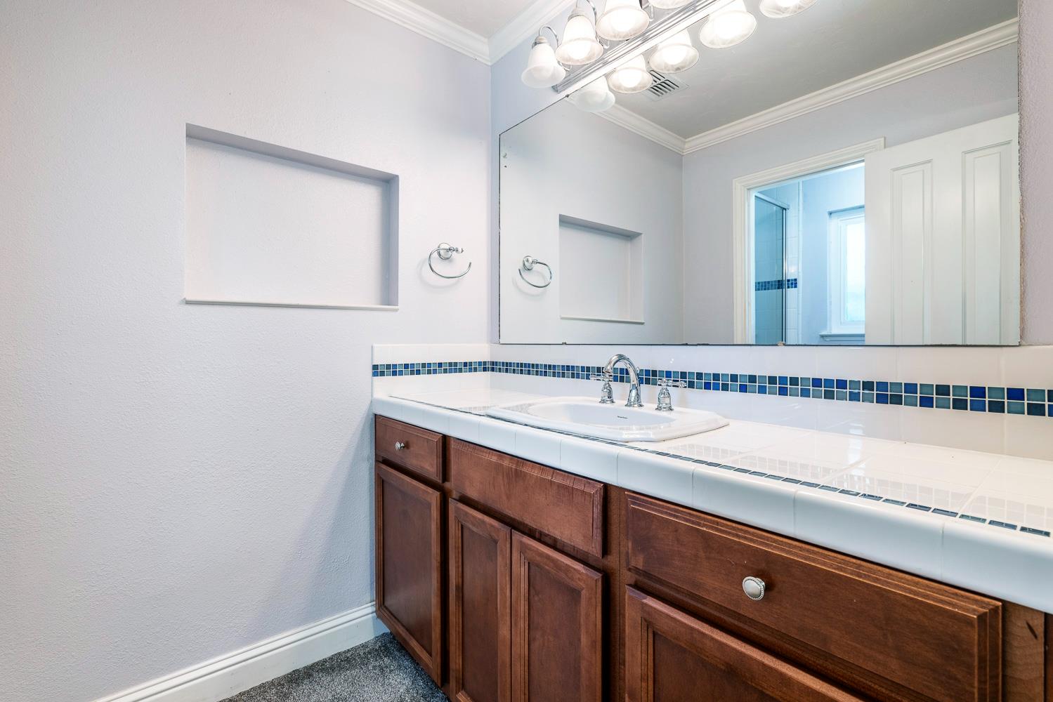 1408 E Plymouth Way, Fresno, CA 93720
