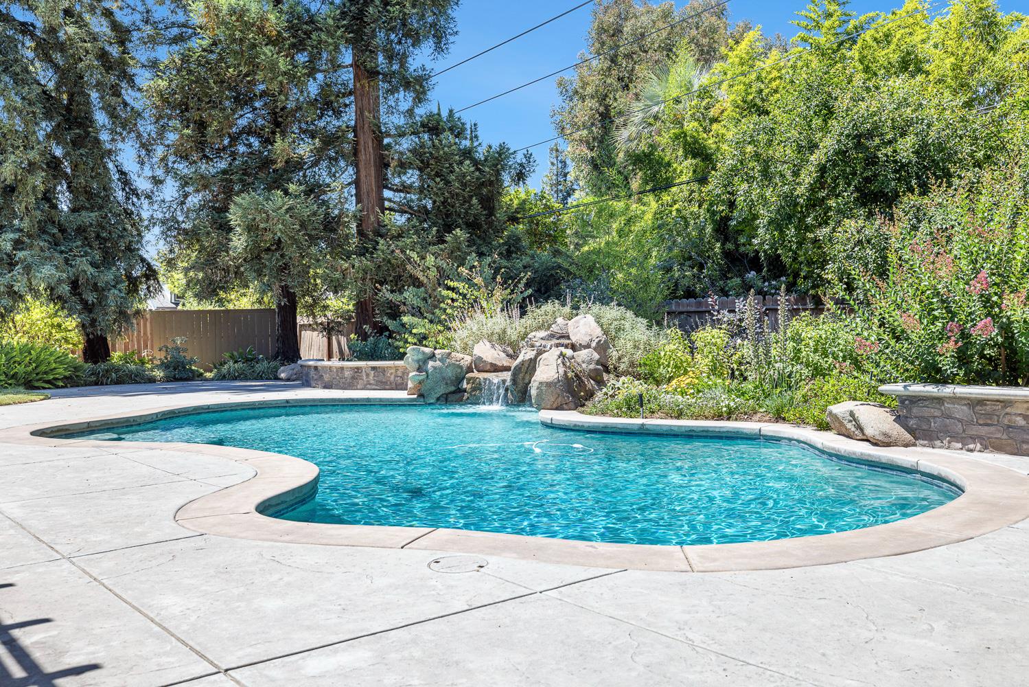 1408 E Plymouth Way, Fresno, CA 93720