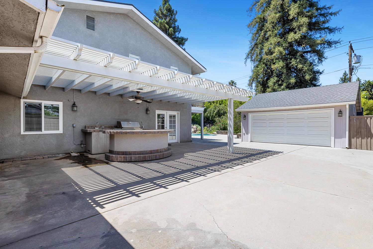 1408 E Plymouth Way, Fresno, CA 93720
