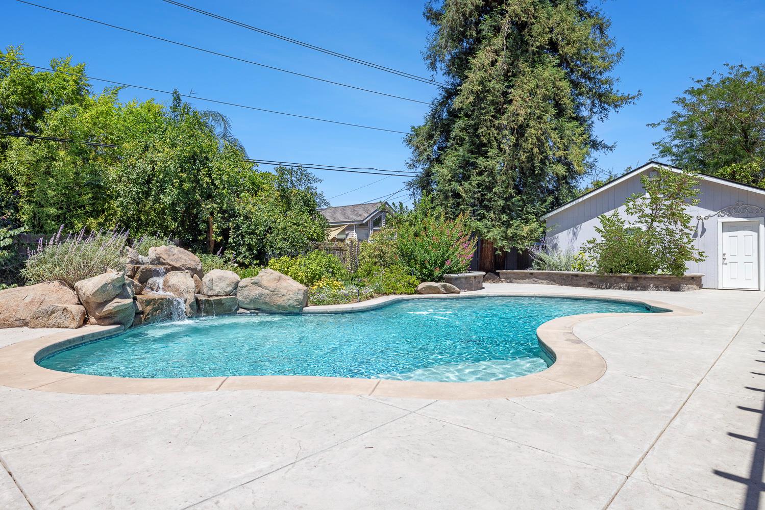 1408 E Plymouth Way, Fresno, CA 93720