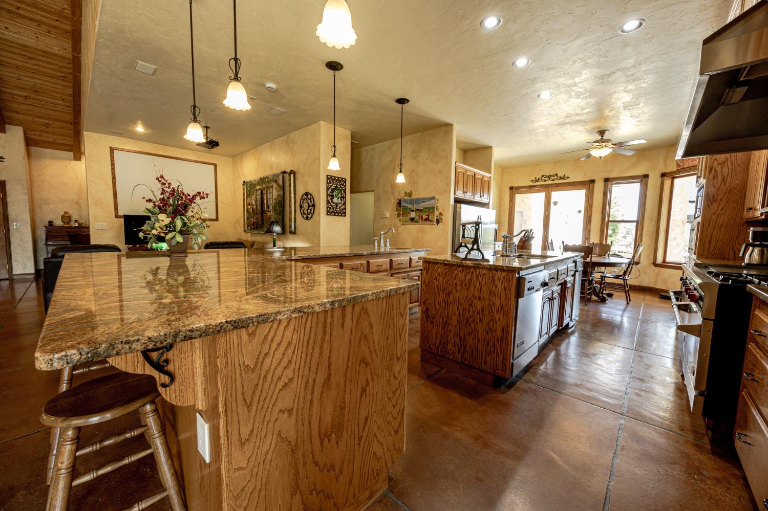 1087 Ben Hur, Raymond, CA 93653