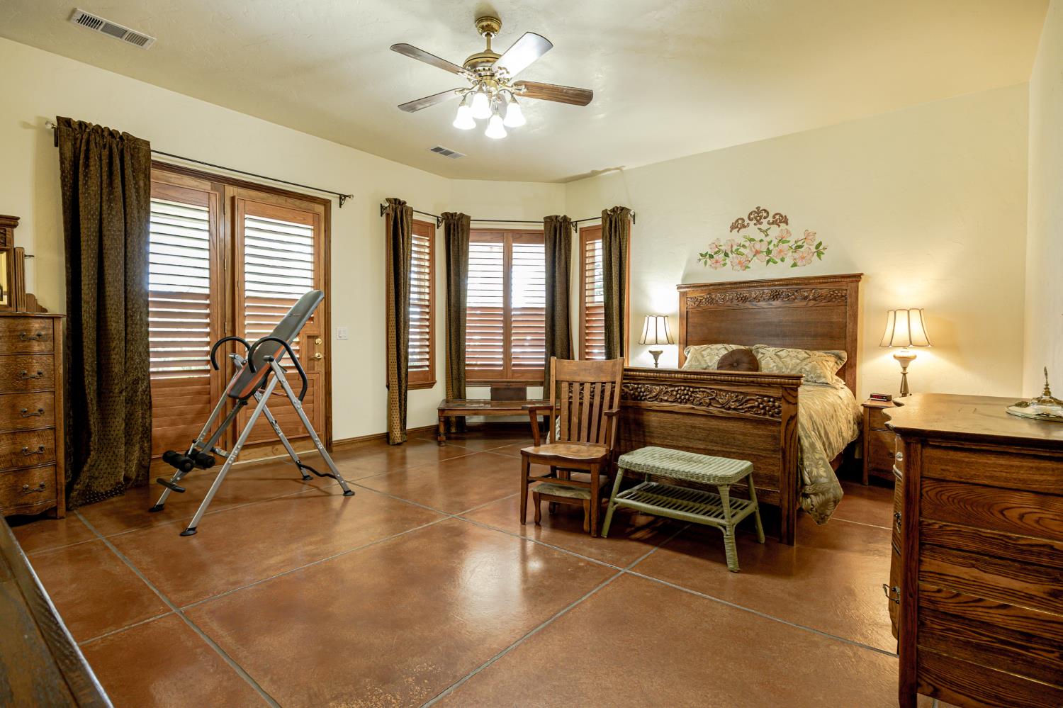 1087 Ben Hur, Raymond, CA 93653