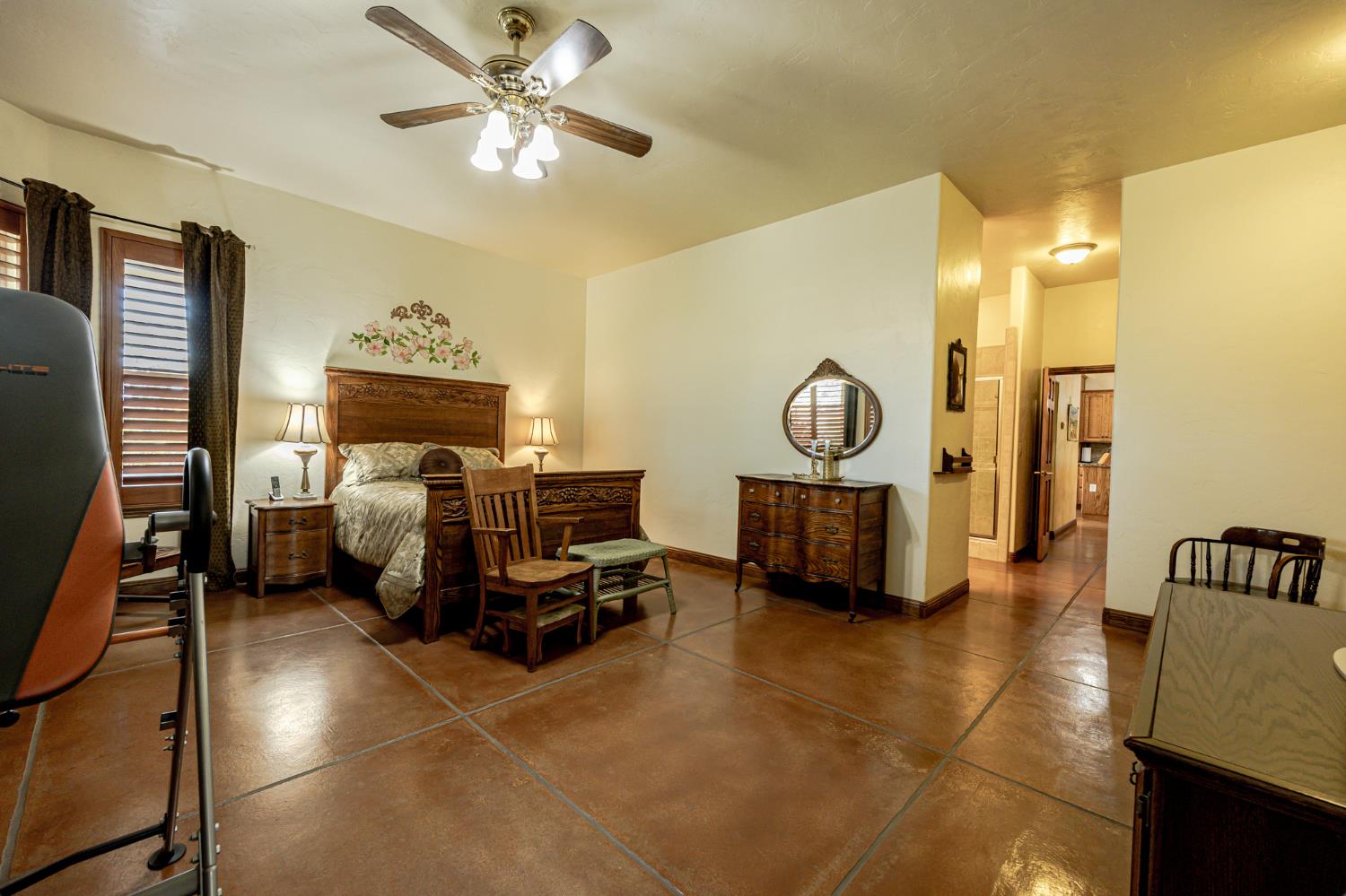1087 Ben Hur, Raymond, CA 93653