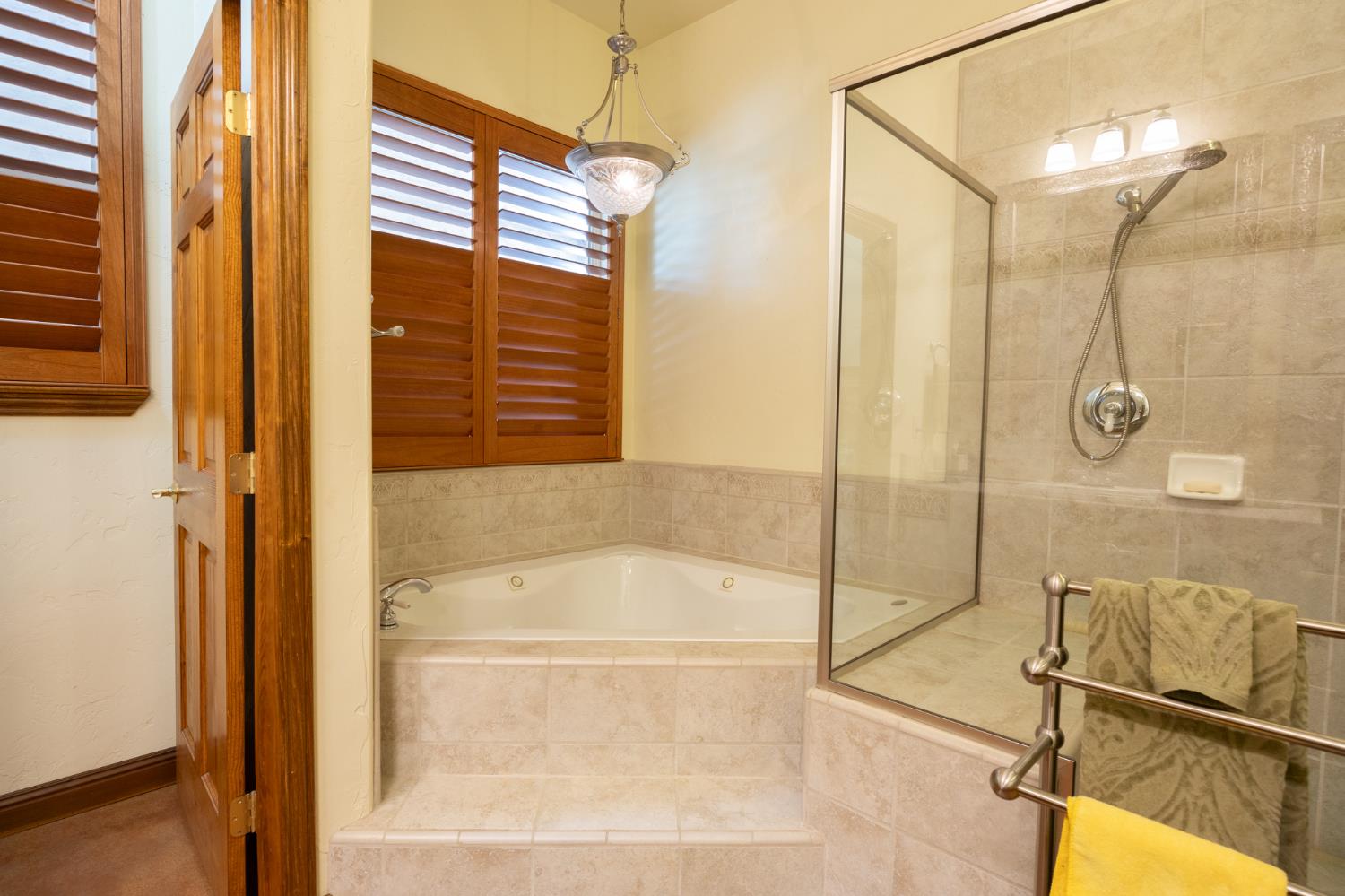 1087 Ben Hur, Raymond, CA 93653