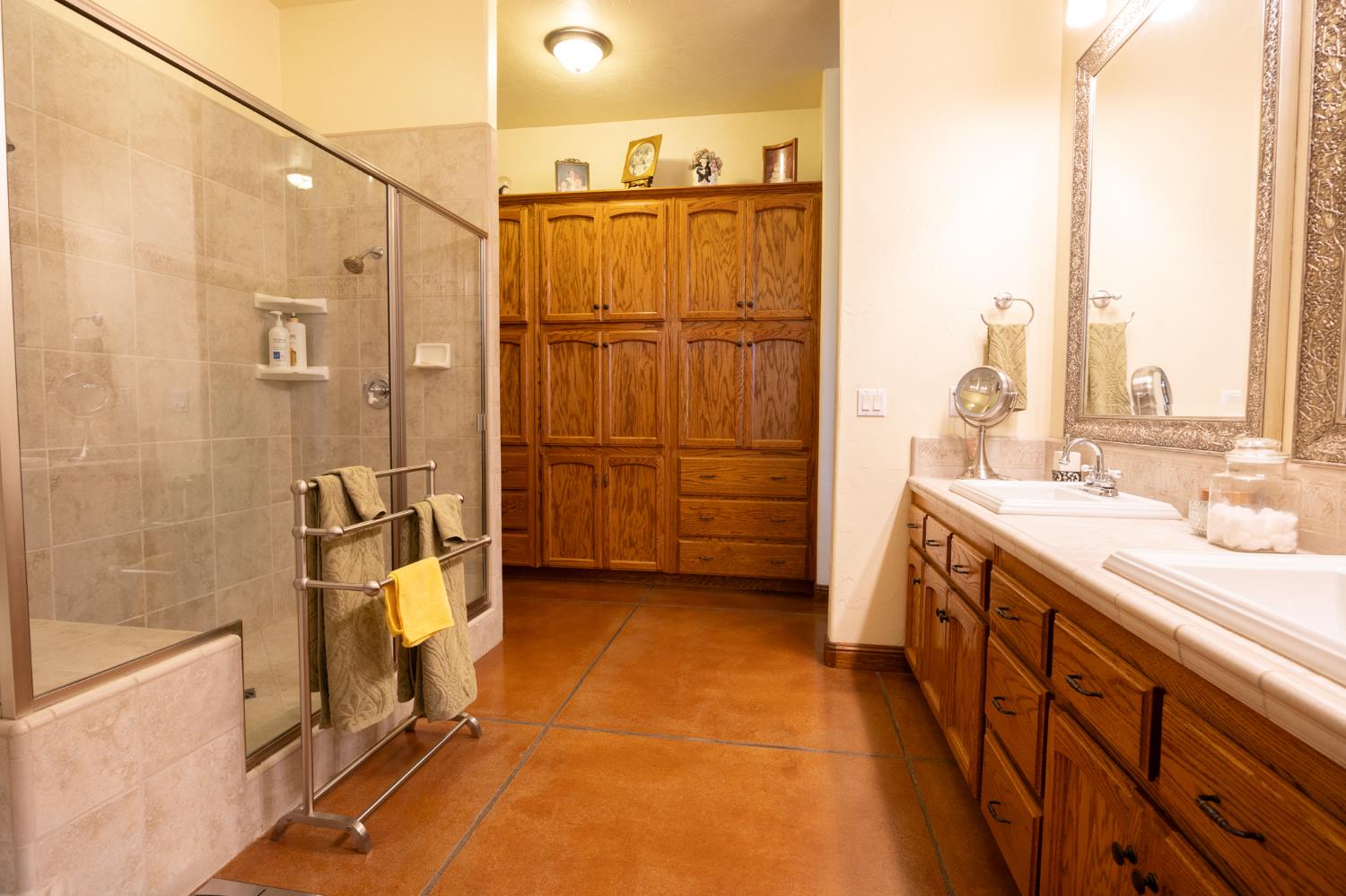 1087 Ben Hur, Raymond, CA 93653
