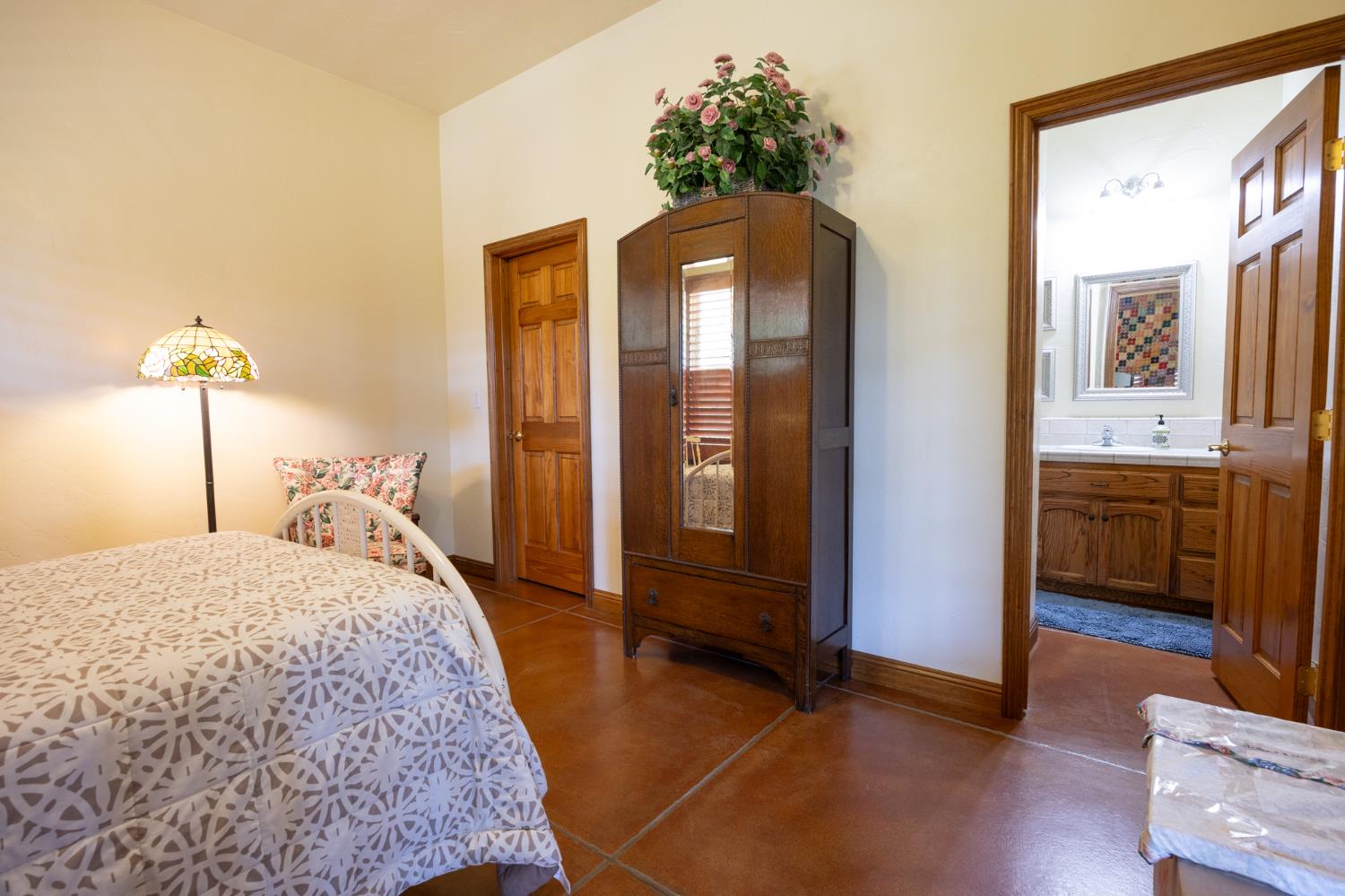 1087 Ben Hur, Raymond, CA 93653