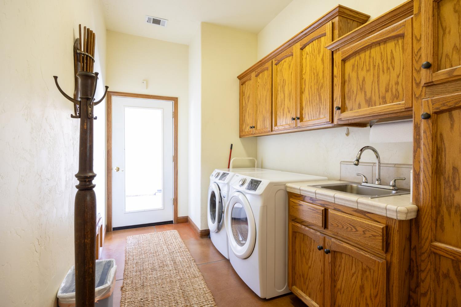 1087 Ben Hur, Raymond, CA 93653