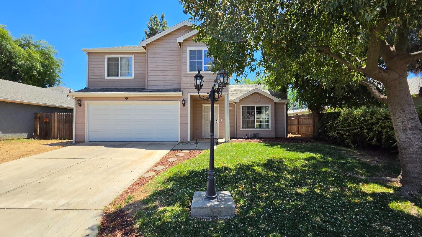 4685 W Bellaire Way, Fresno, CA 93722