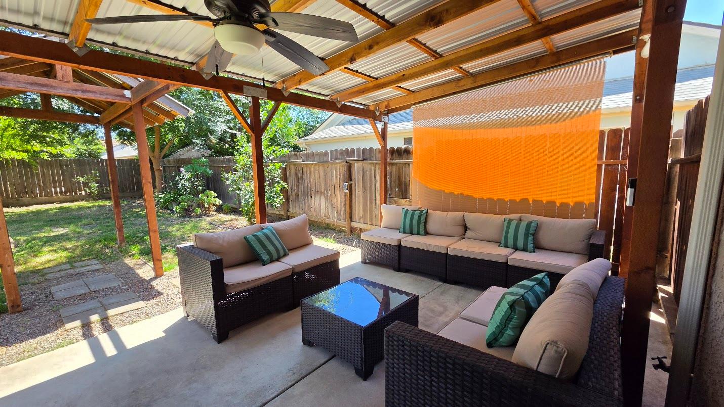 4685 W Bellaire Way, Fresno, CA 93722