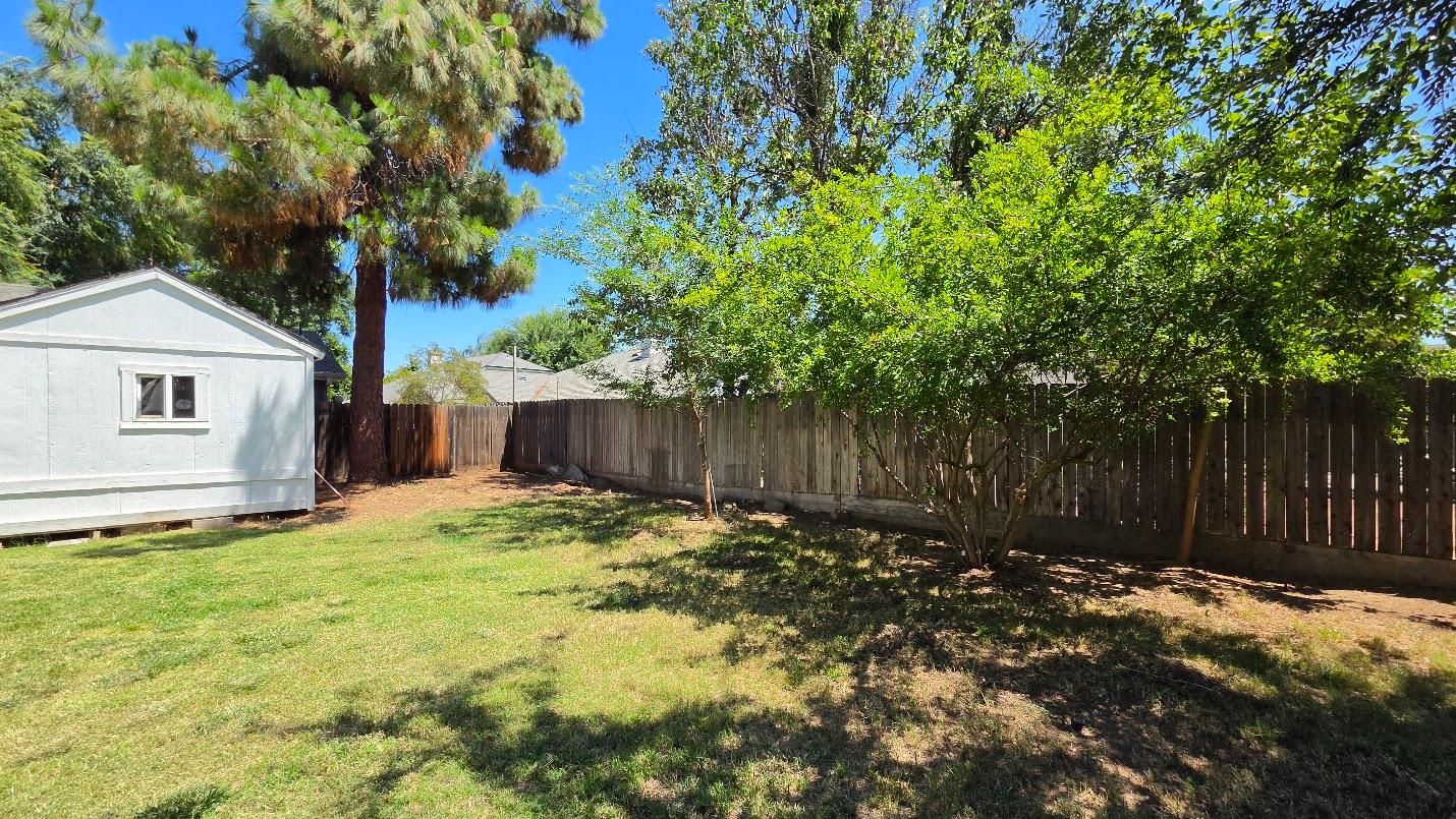 4685 W Bellaire Way, Fresno, CA 93722