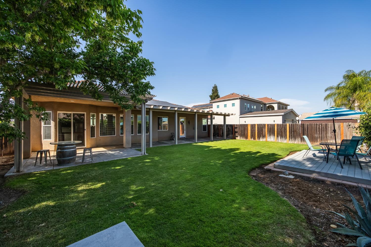 3128 Powers Ave, Clovis, CA 93619