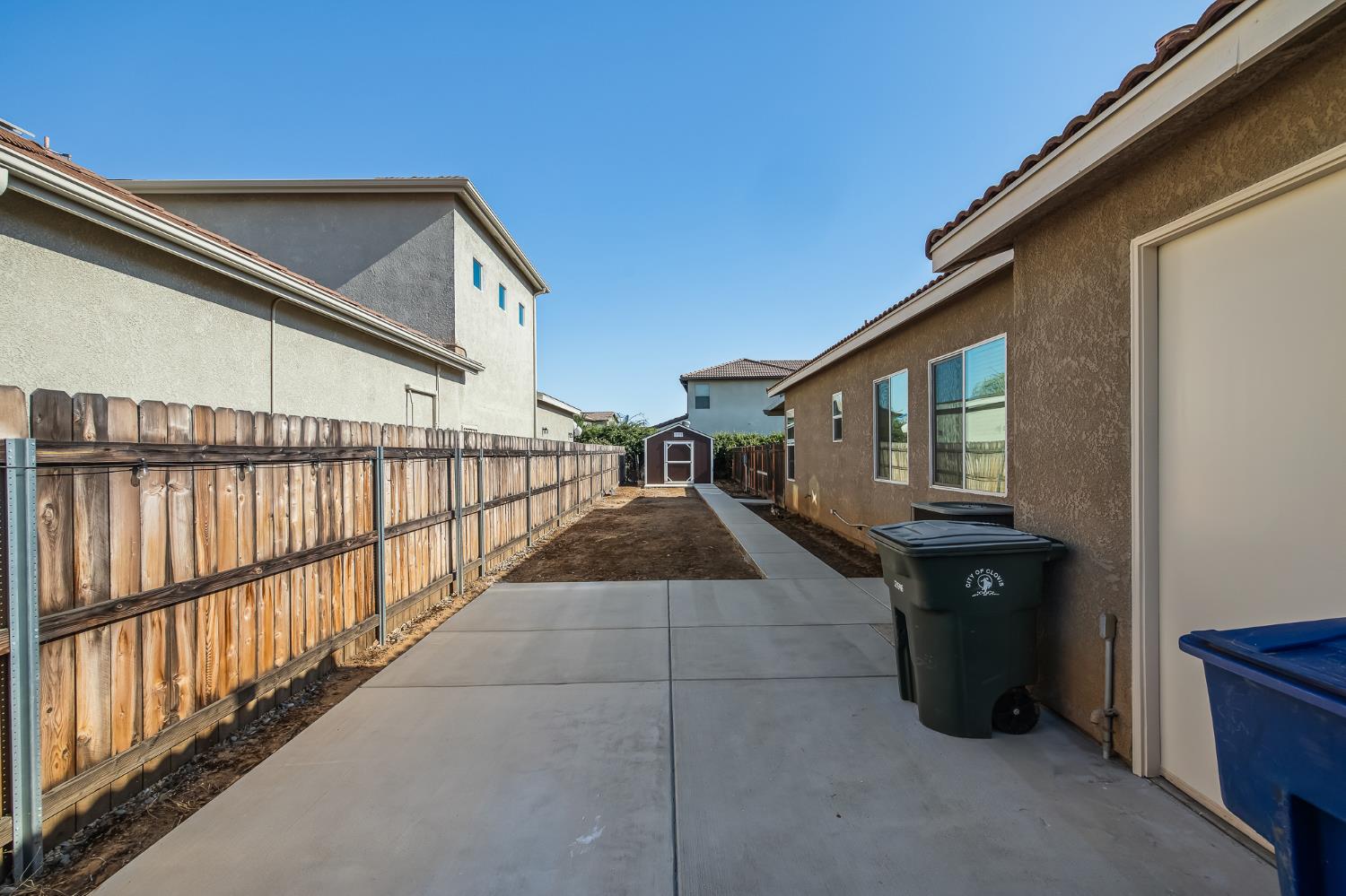 3128 Powers Ave, Clovis, CA 93619