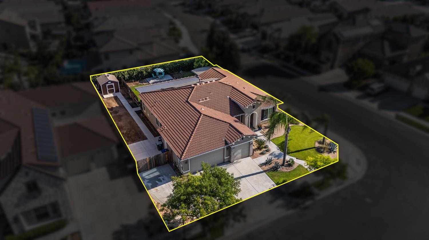 3128 Powers Ave, Clovis, CA 93619