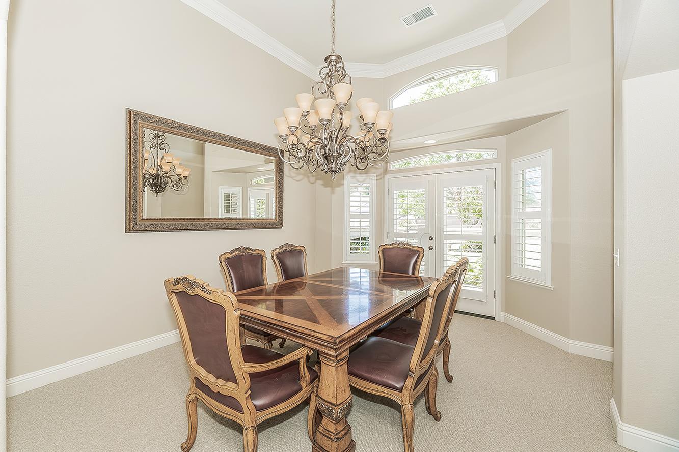 2998 Ashcroft, Clovis, CA 93611